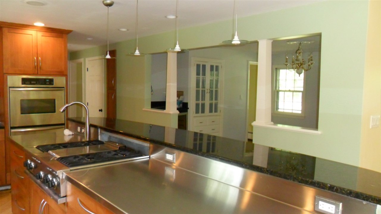 12 Nichols Road Amherst, NH 03031 - Photo 10 of 33