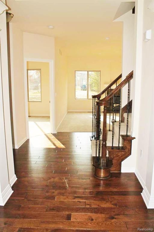 2755 West Wattles Road Troy, MI 48098 - Photo 4 of 25