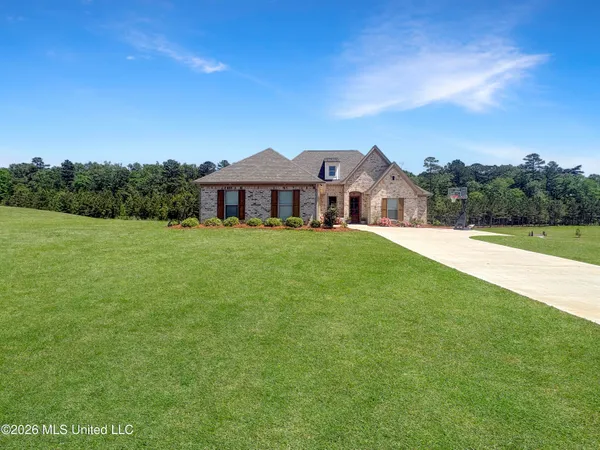 $429,900 | 110 Landry Drive, Brandon, MS 39047
