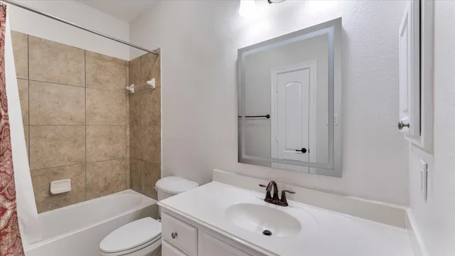 $1,349,000 | 3 North Fair Manor Circle, Spring, TX 77382