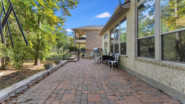 $1,349,000 | 3 North Fair Manor Circle, Spring, TX 77382