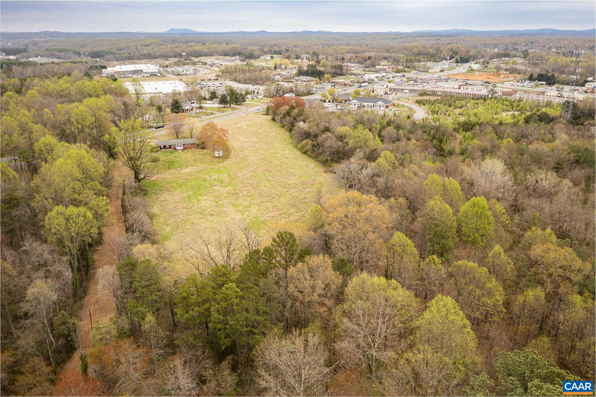 14540 Spotswood Trail Ruckersville, VA 22968 - Photo 32 of 42 a view of city and ocean