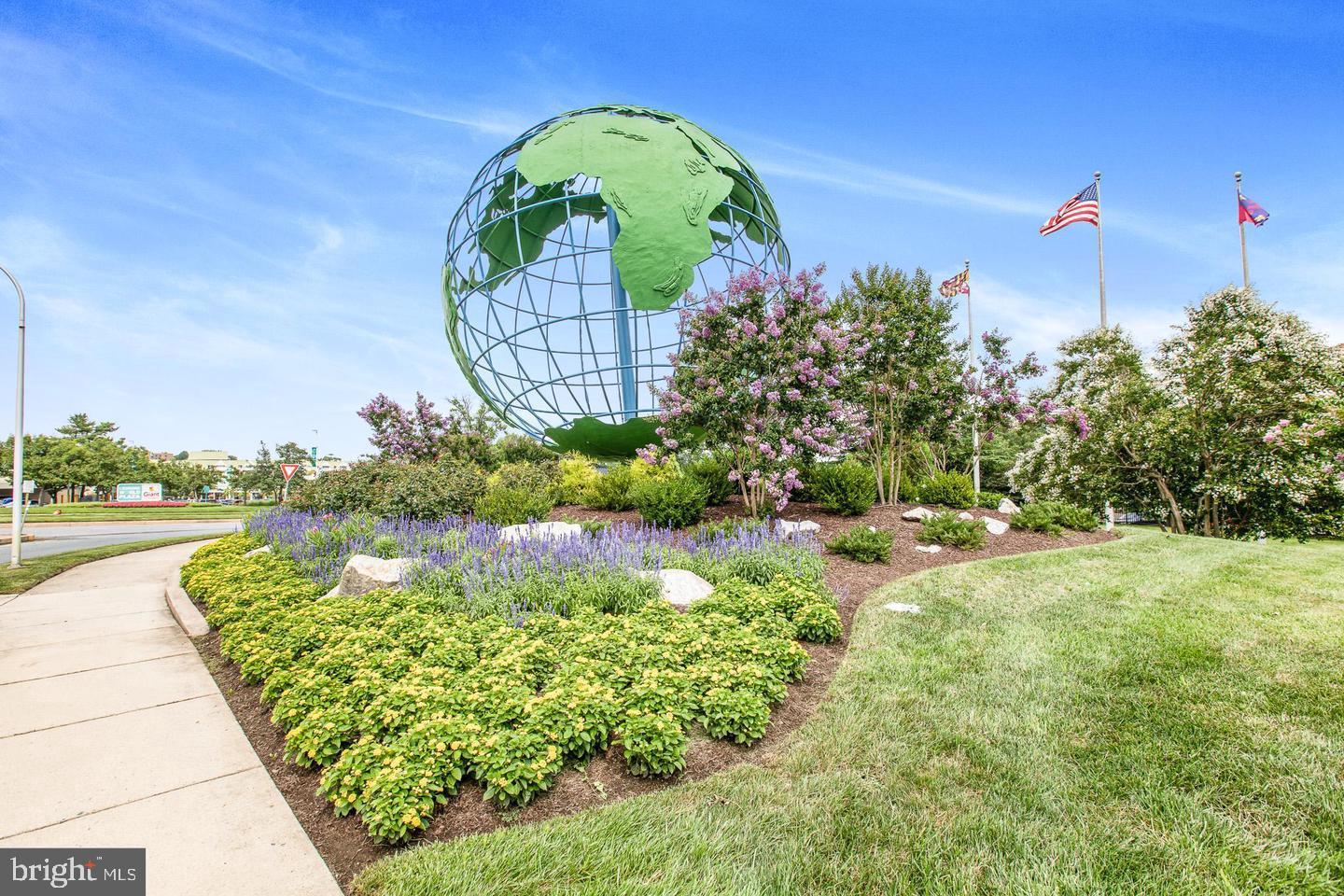 15107 Interlachen Drive, Unit 2801 Silver Spring, MD 20906 - Photo 43 of 50 a view of a garden