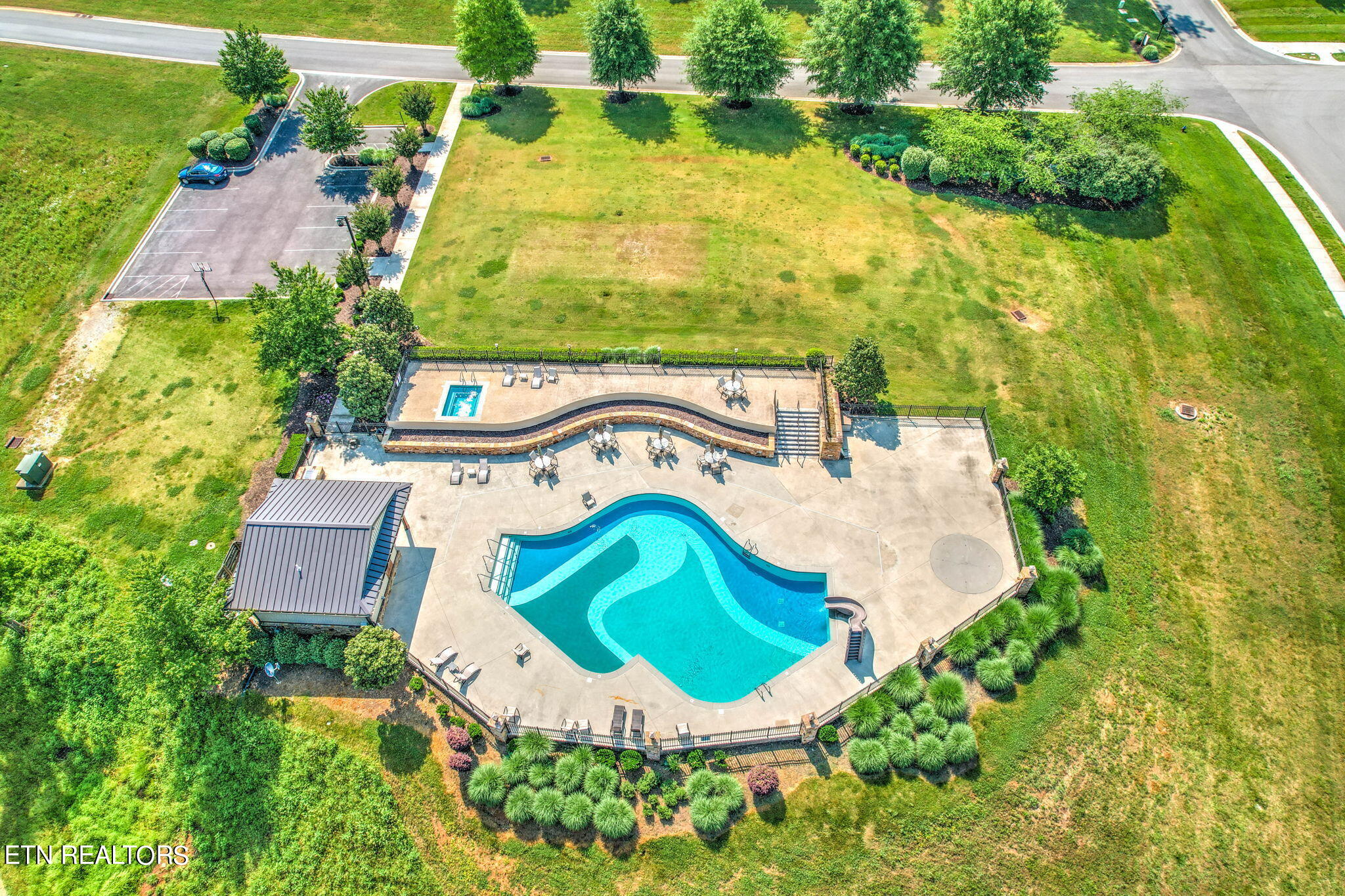 3347 Chestnut Lane Loudon, TN 37774 - Photo 7 of 15 21-web-or-mls-TNNatnlLdn-10