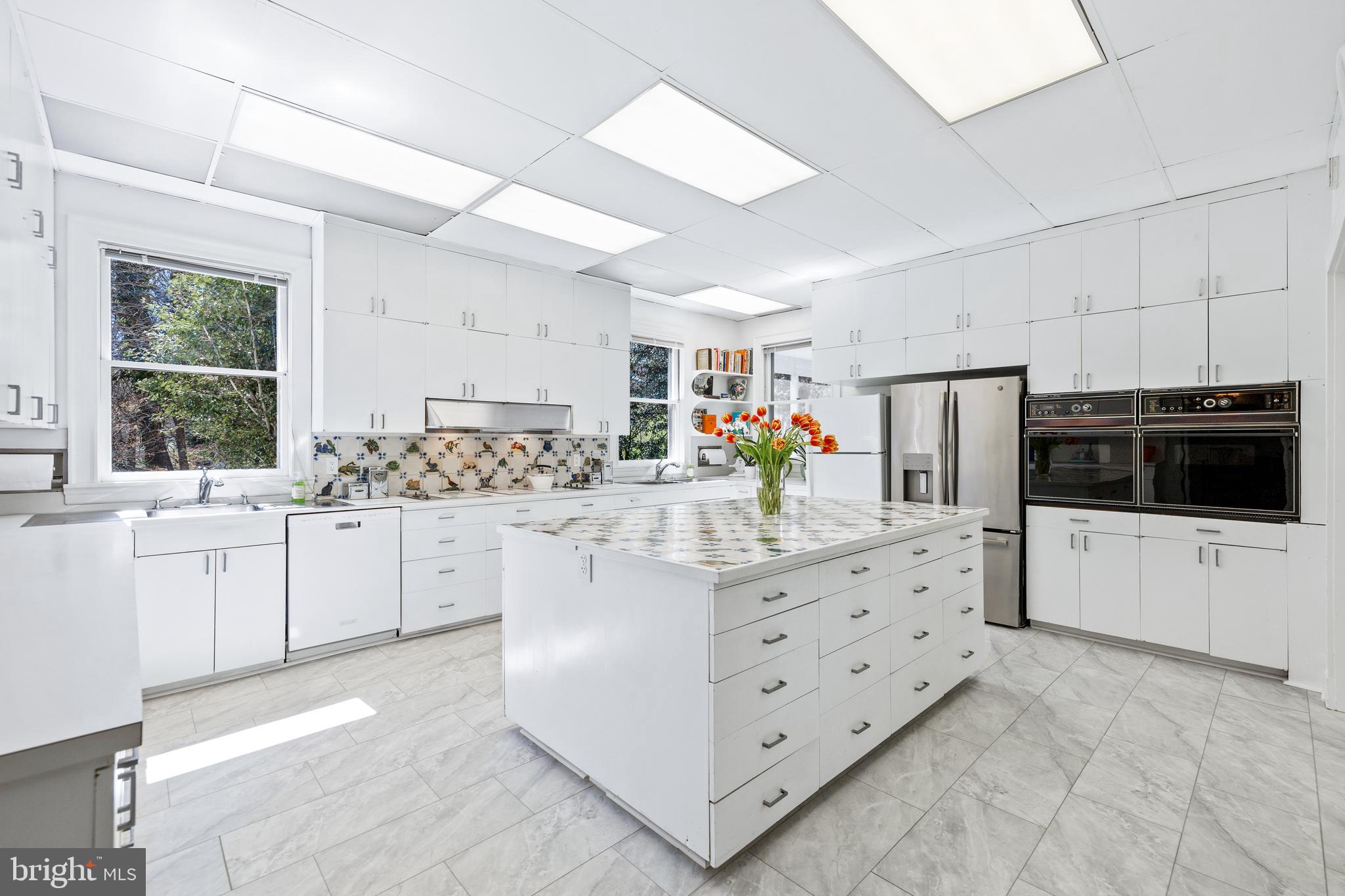 1919 Ruxton Road Towson, MD 21204 - Photo 20 of 87 Kitchen
