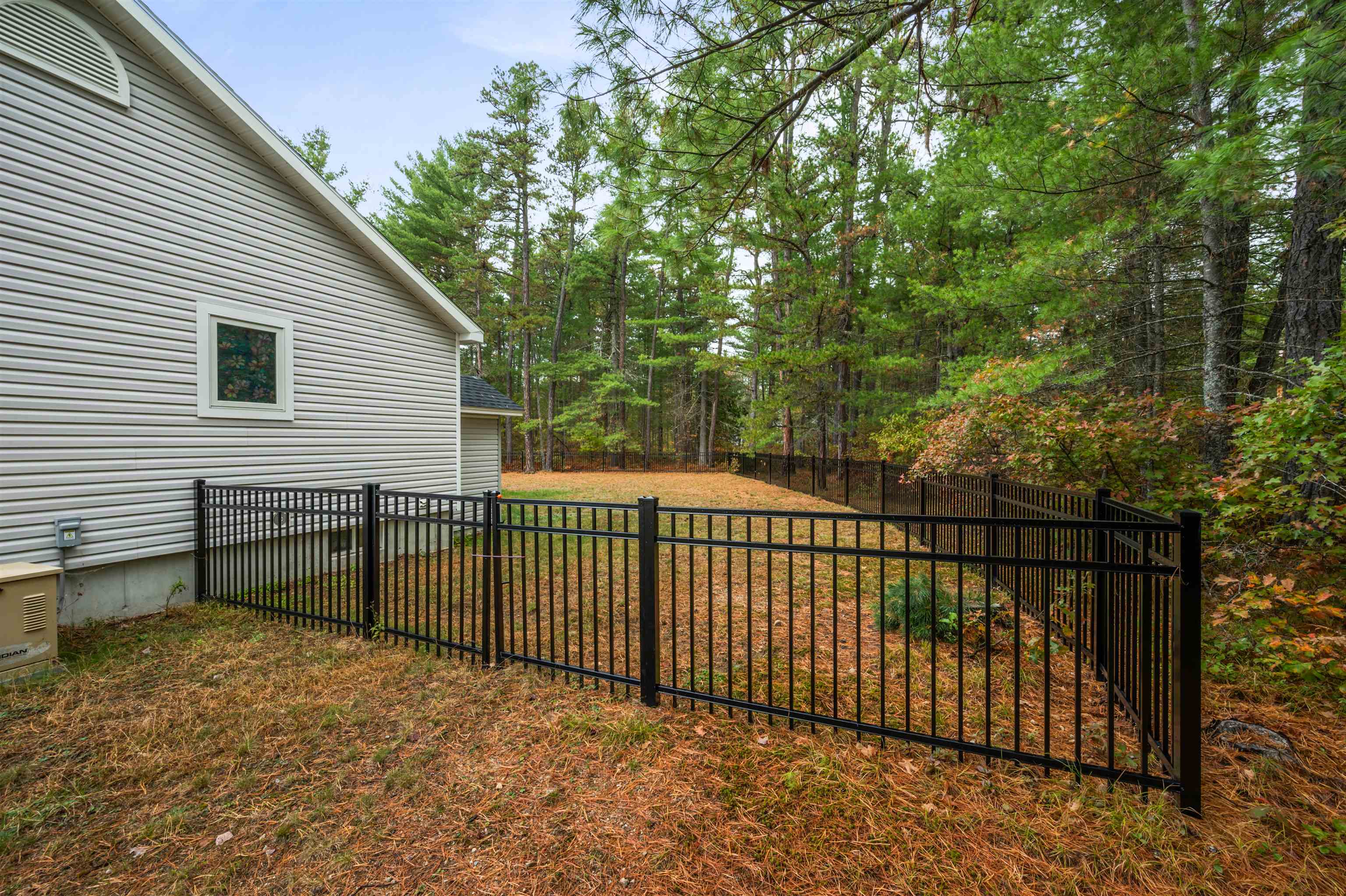 156 Fawn Drive Madison, NH 03875 - Photo 11 of 50