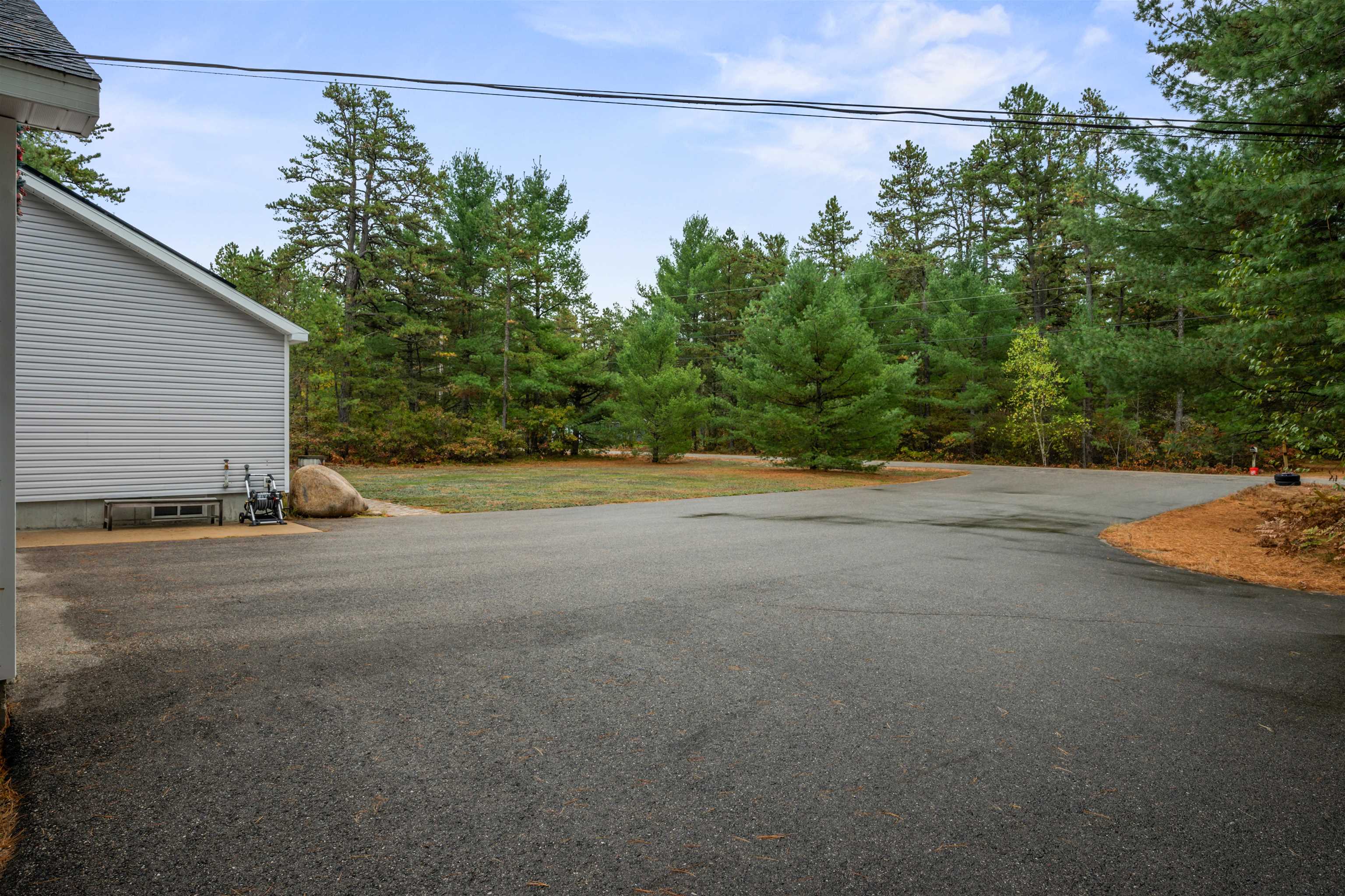 156 Fawn Drive Madison, NH 03875 - Photo 7 of 50