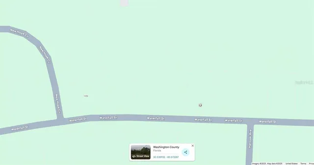 a view of an outdoor space