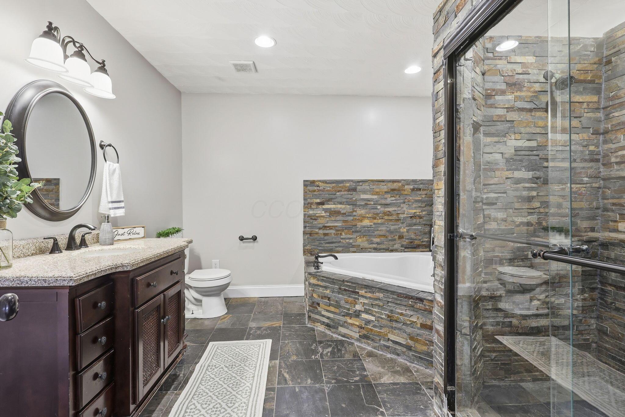 12500 London Road Orient, OH 43146 - Photo 24 of 54 Full Bath
