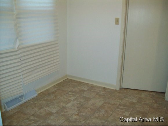 1818 East Hood Street Springfield, IL 62703 - Photo 4 of 8