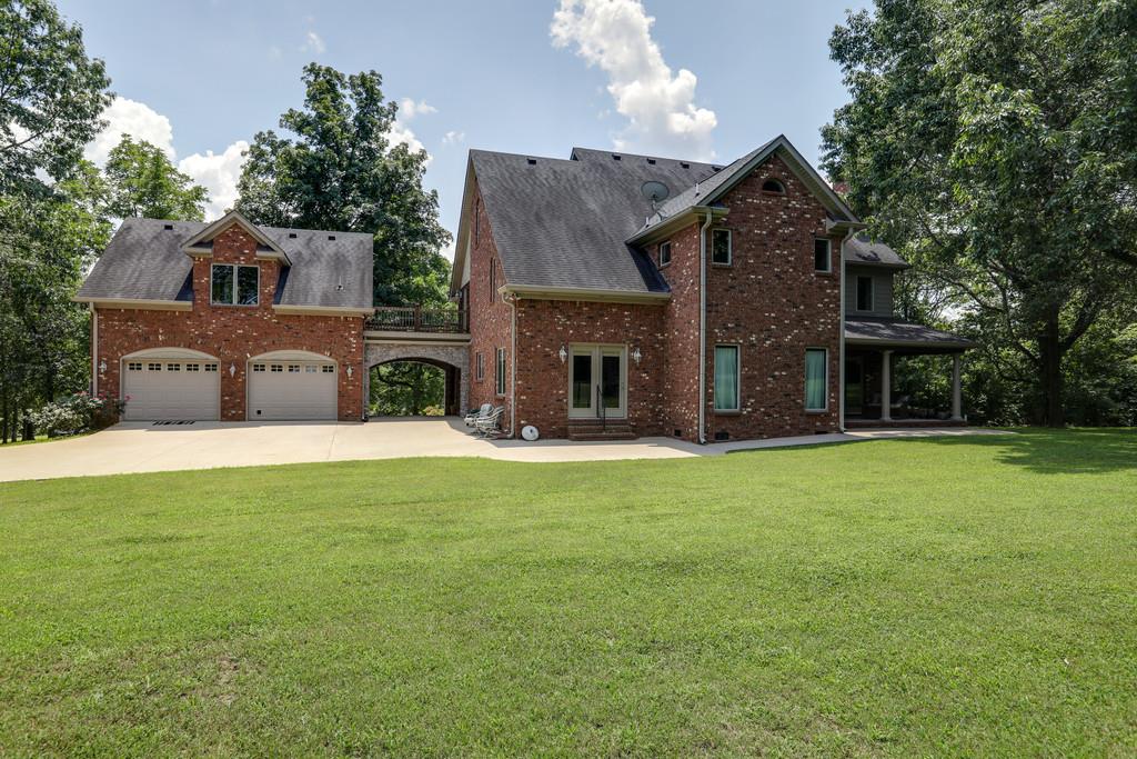 1100 Allen Road Murfreesboro, TN 37129 - Photo 28 of 30 a front view of a house with a garden
