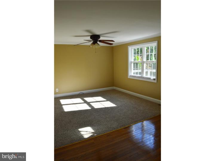 1197 Kepler Road Pottstown, PA 19464 - Photo 5 of 14 Living Room