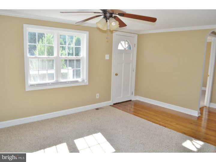 1197 Kepler Road Pottstown, PA 19464 - Photo 6 of 14 Living Room