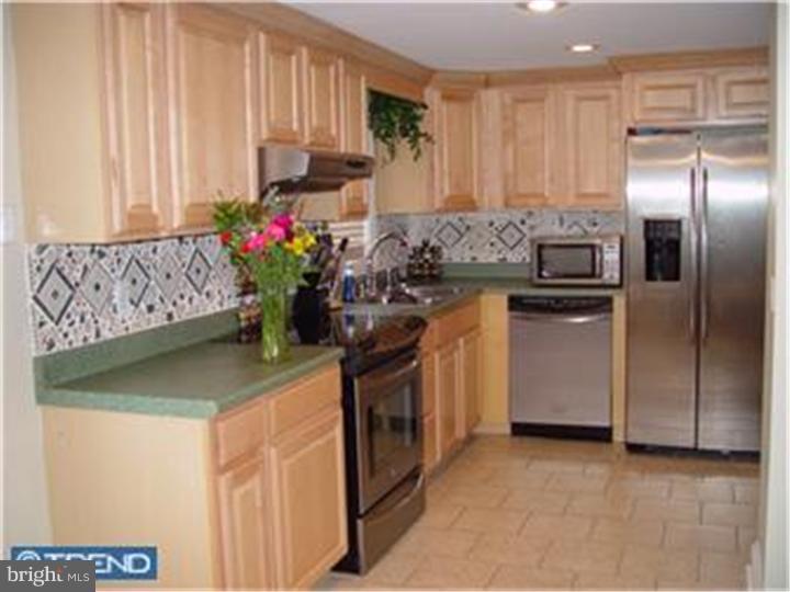 1197 Kepler Road Pottstown, PA 19464 - Photo 7 of 14 Kitchen