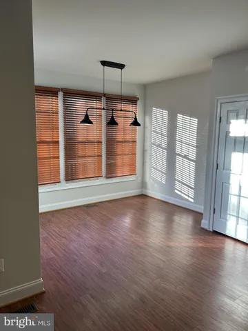 $619,900 | 6872 Witton Circle, Gainesville, VA 20155