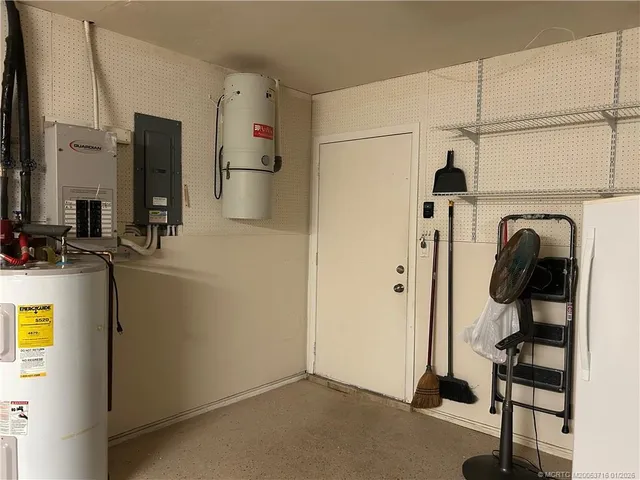 $1,050,000 | 511 Krueger Parkway, Stuart, FL 34996