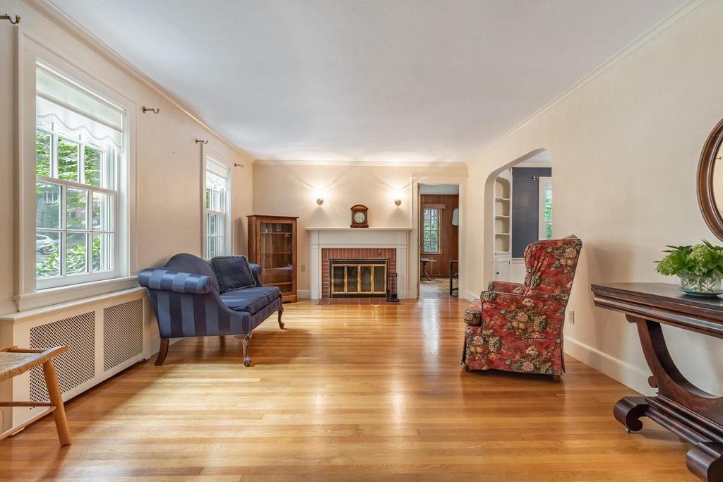 86 Outlook Road Wakefield, MA 01880 - Photo 10 of 34 Gallery Image 10