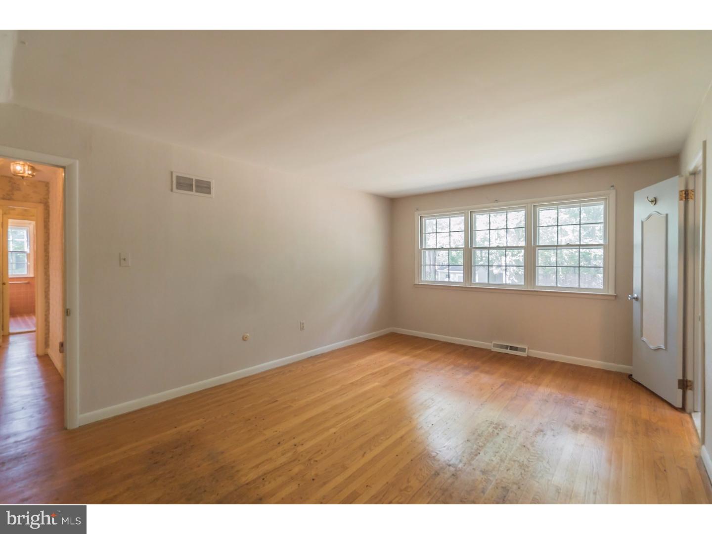 1241 Lois Road Ambler, PA 19002 - Photo 13 of 25 Gallery Image 13