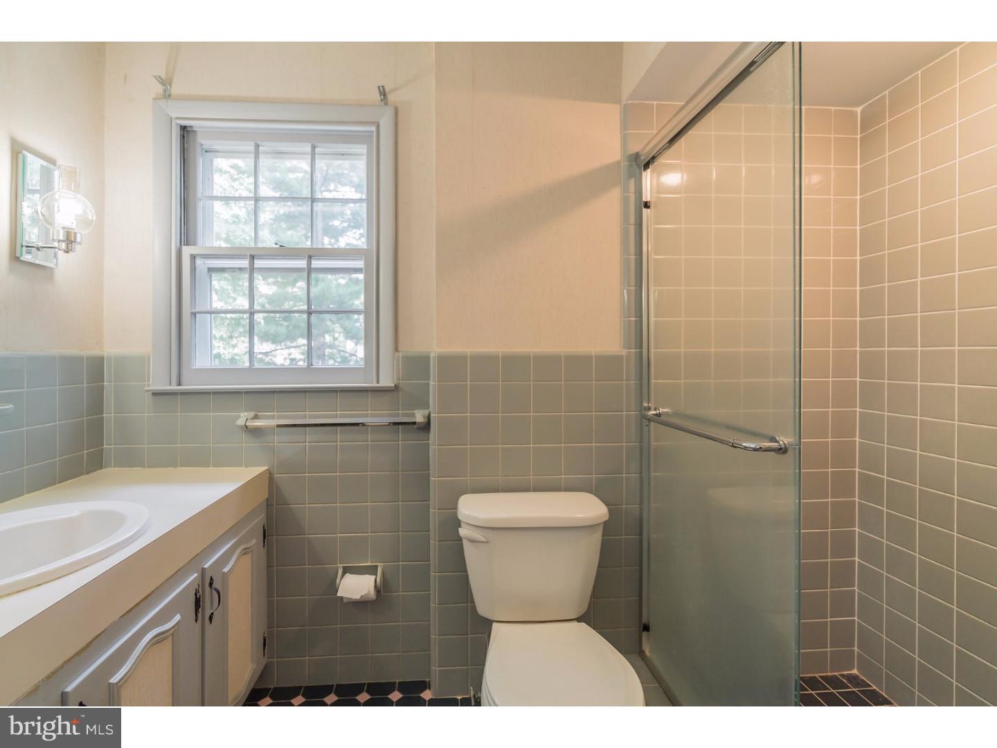 1241 Lois Road Ambler, PA 19002 - Photo 16 of 25 Gallery Image 16