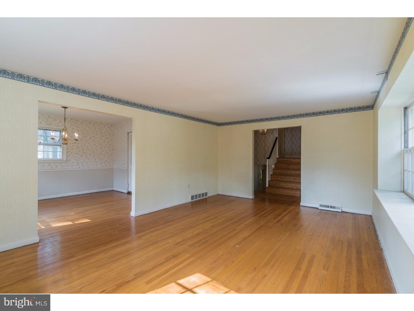 1241 Lois Road Ambler, PA 19002 - Photo 6 of 25 Gallery Image 6
