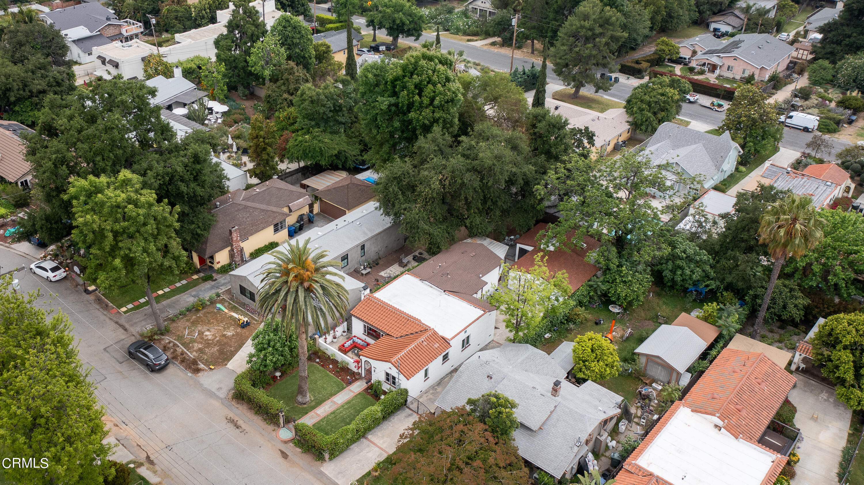 488 Colman Street Altadena, CA 91001 - Photo 54 of 75 an aerial view of a house with outdoor space and street view