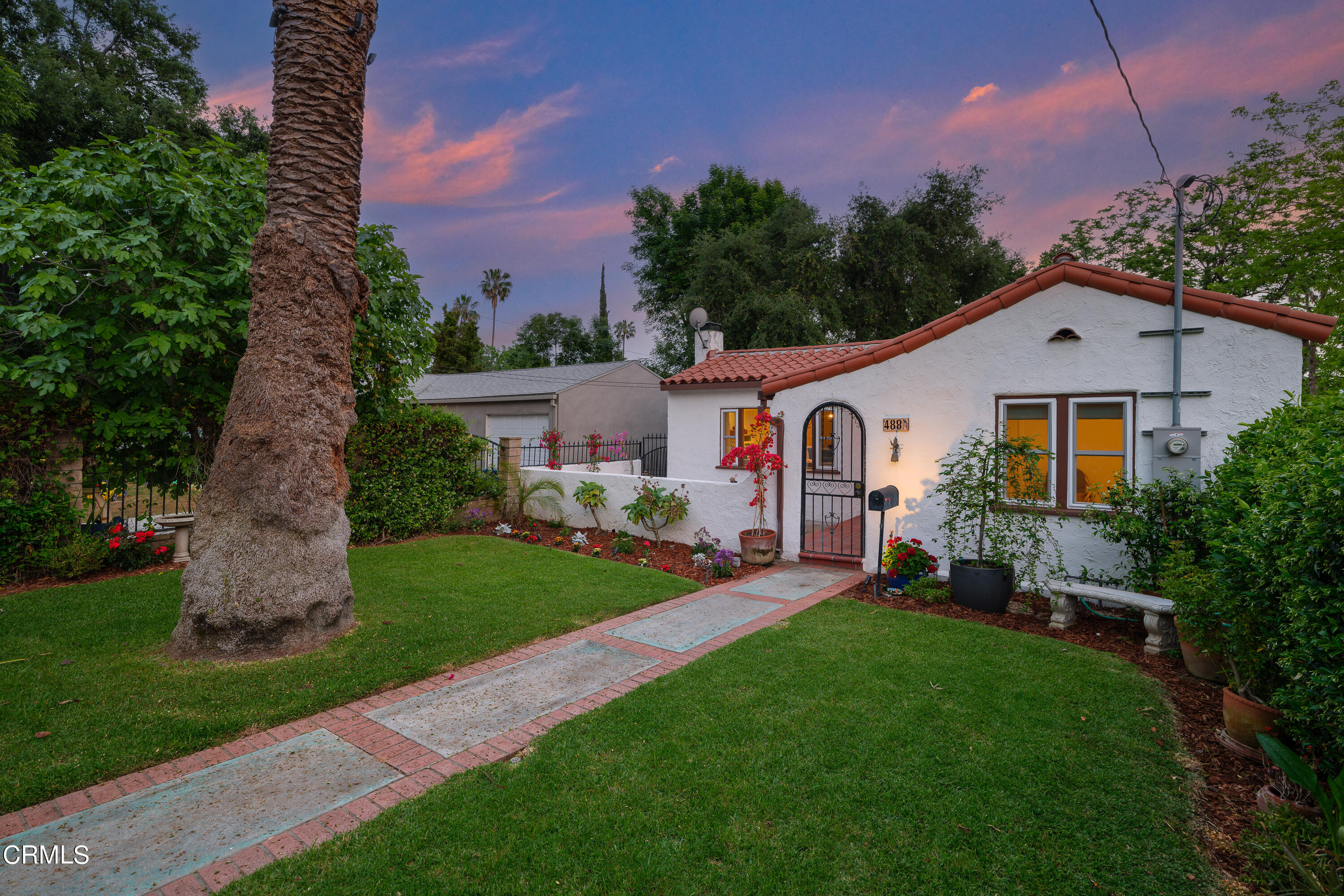 488 Colman Street Altadena, CA 91001 - Photo 63 of 75 a front view of a house with garden
