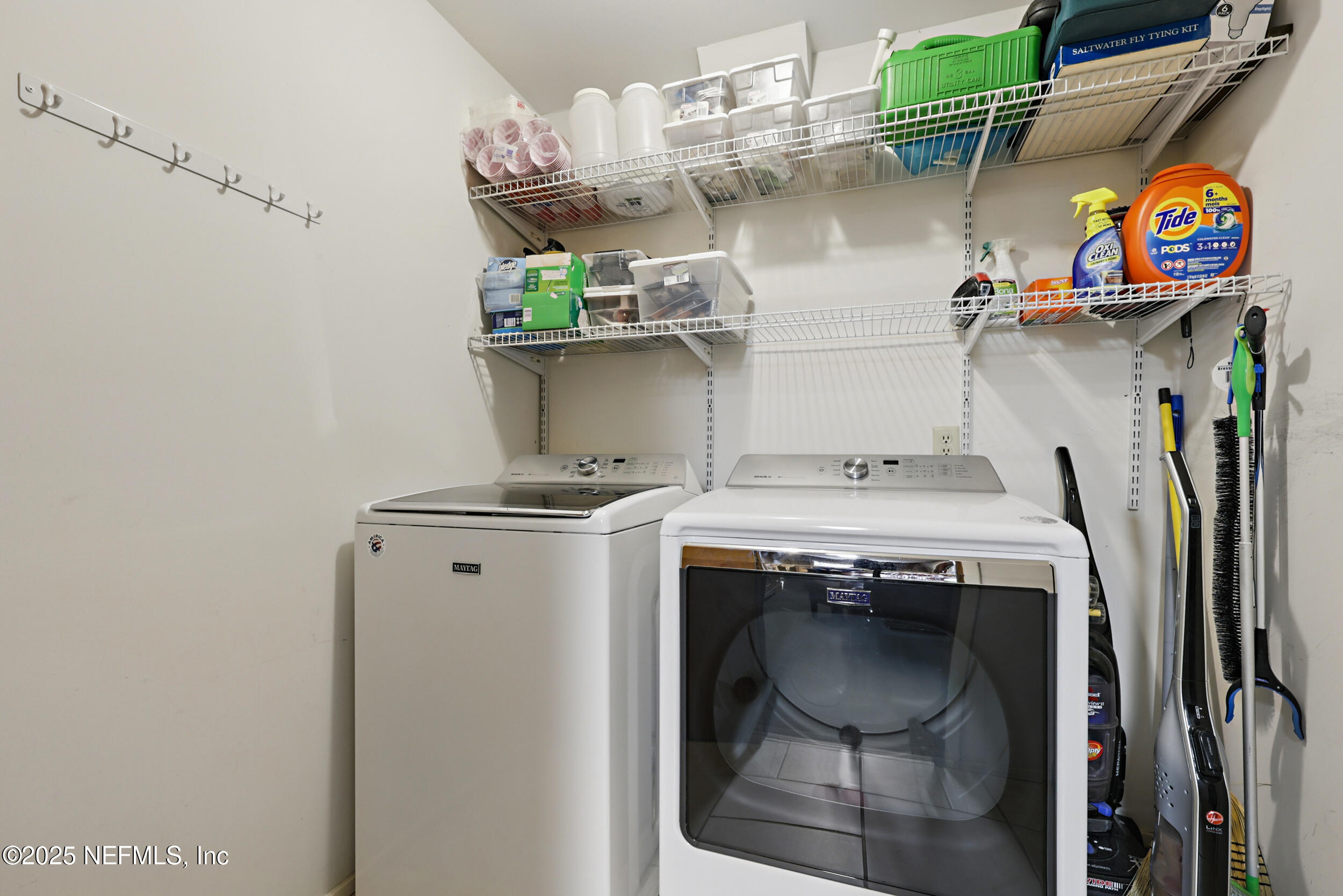 2916 Forest Circle Jacksonville, FL 32257 - Photo 47 of 64 a utility room with dryer and washer
