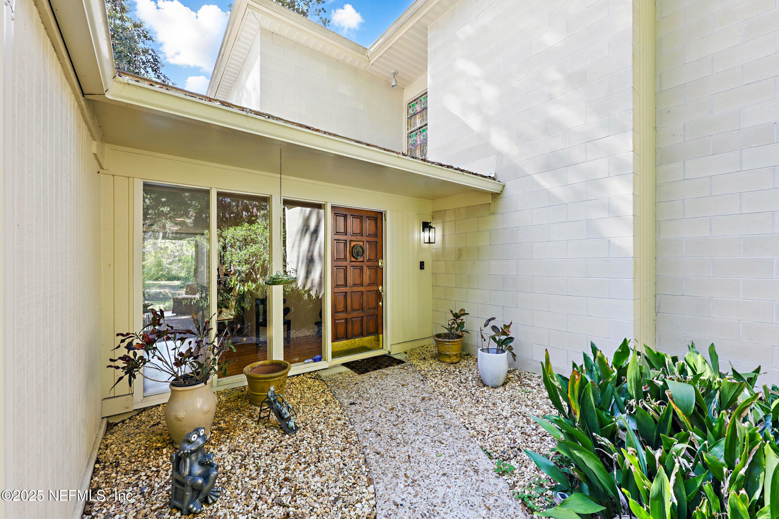 2916 Forest Circle Jacksonville, FL 32257 - Photo 5 of 64 ENTRANCE