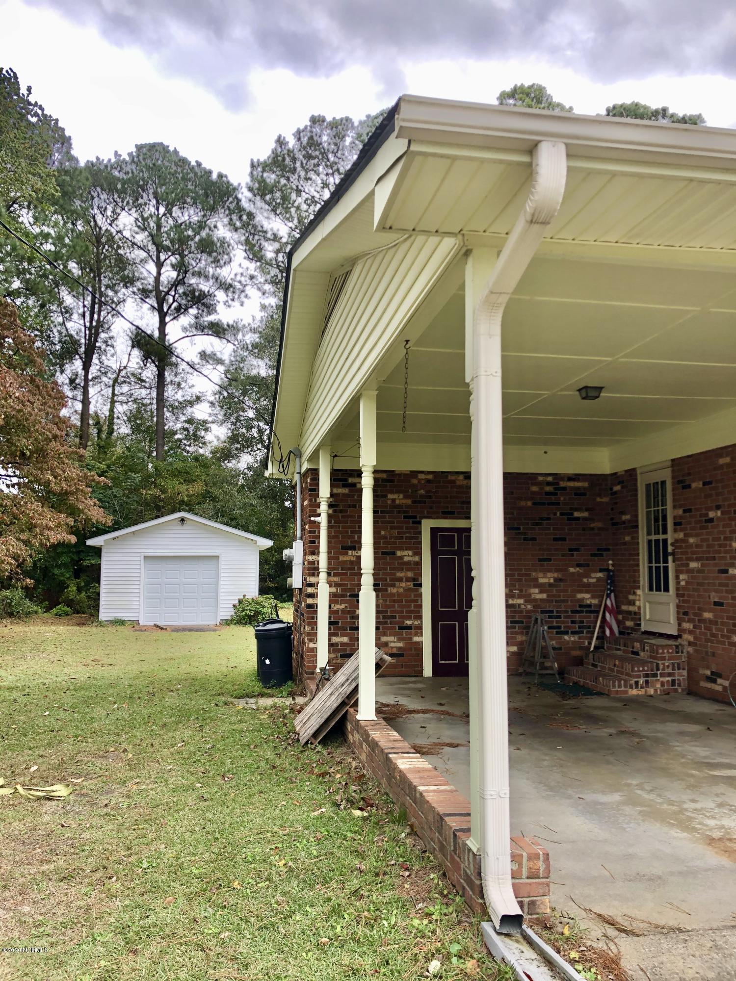 131 Cedar Circle Washington, NC 27889 - Photo 3 of 3 D90D4FC6-931C-4F63-9B37-F172B8688AB4_1_2