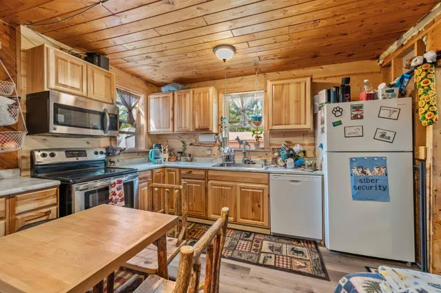 $350,000 | 2 4th Street East, Federal Dam, MN 56641