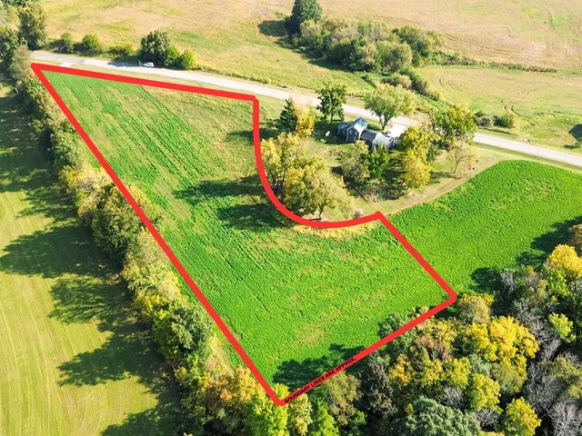 $49,900 | 3-acres 3-acres Farra La, Wonewoc, WI 53968