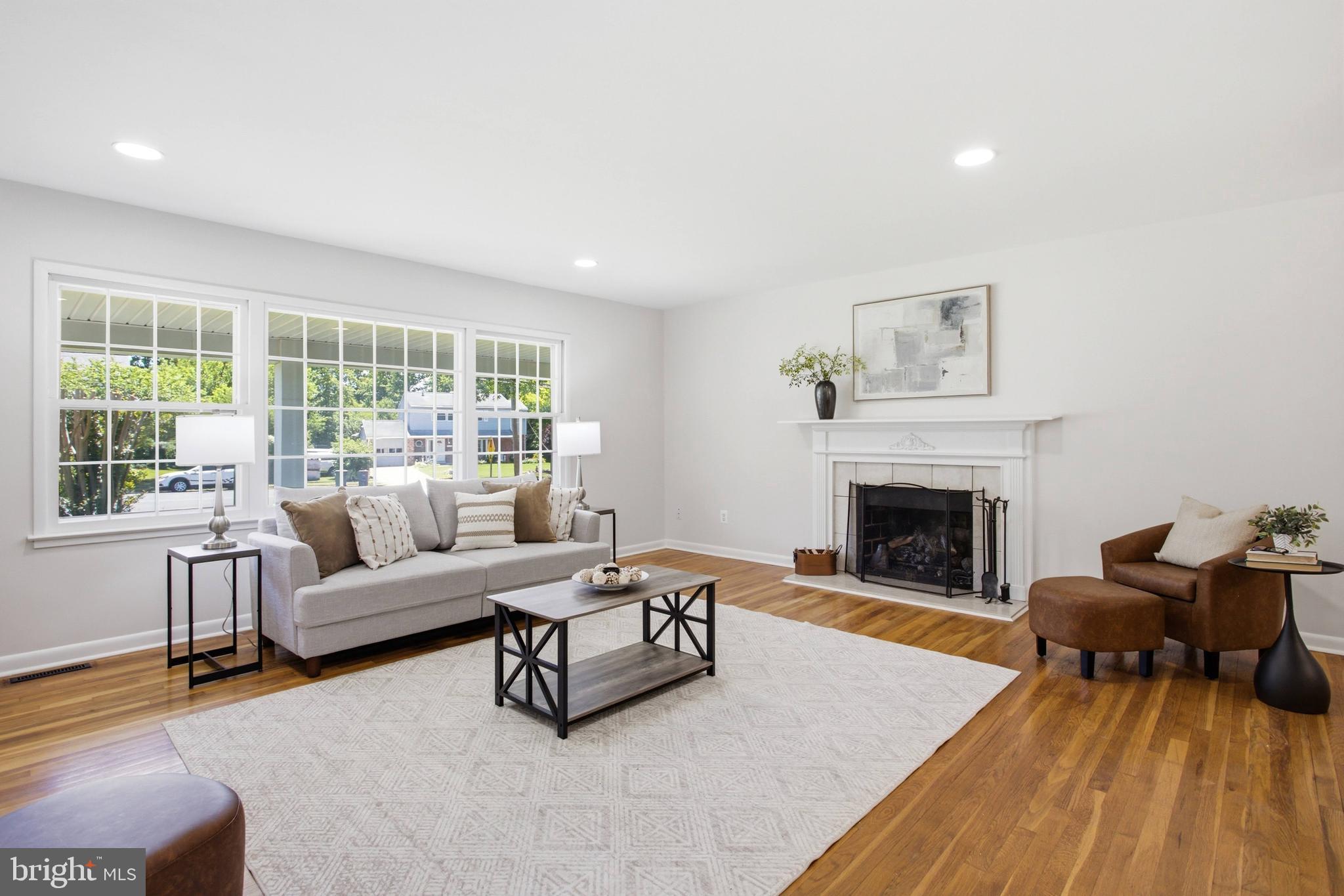 4618 Guinea Road Fairfax, VA 22032 - Photo 3 of 59