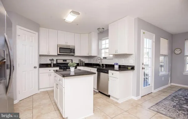 $3,700 | 8800 Community Square Lane, Upper Marlboro, MD 20772