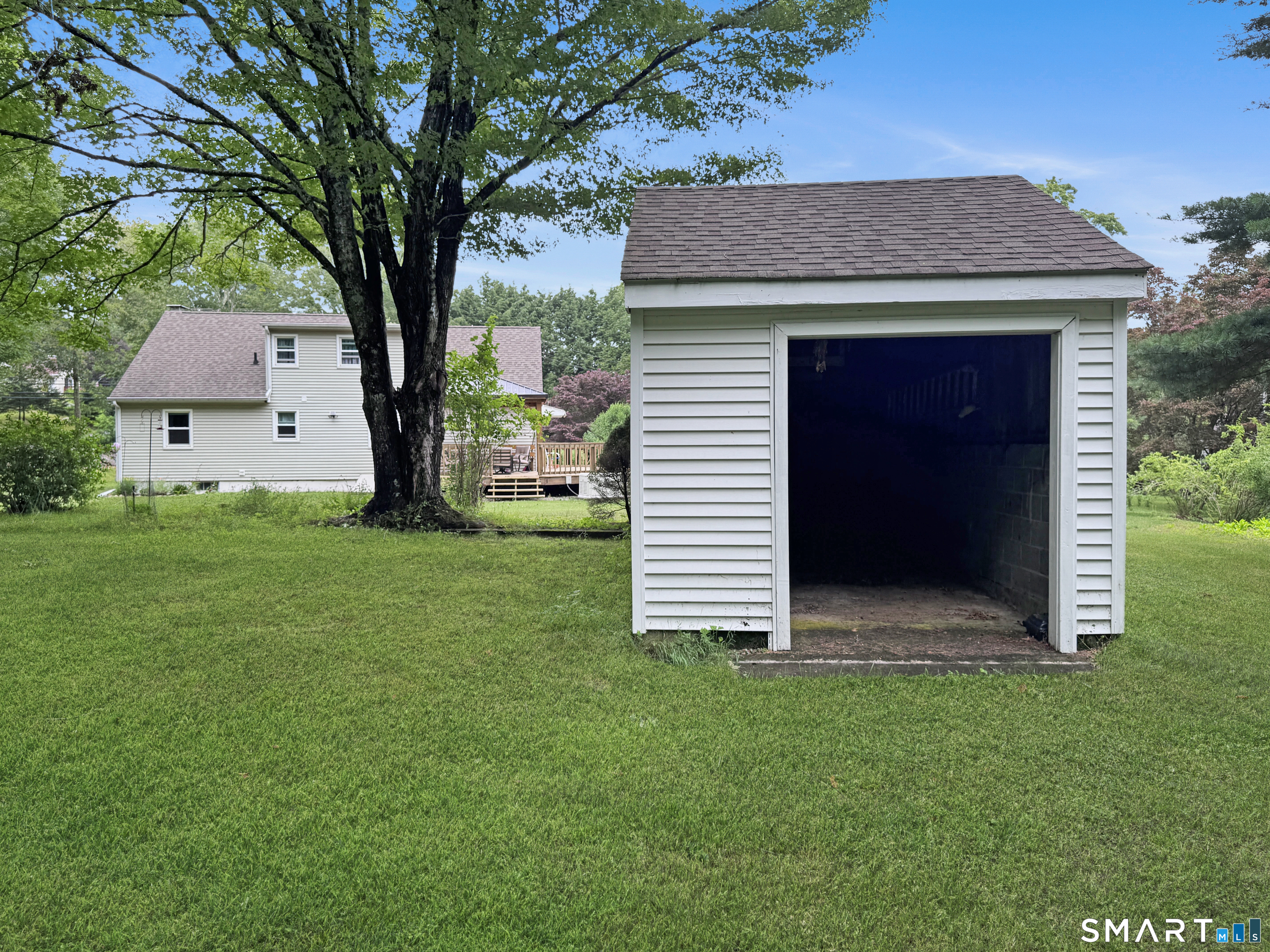 95 Stoddards Wharf Road Ledyard, CT 06339 - Photo 33 of 36 Shed