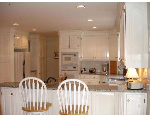 31 Lancaster Road North Andover, MA 01845 - Photo 5 of 20 Gallery Image 5