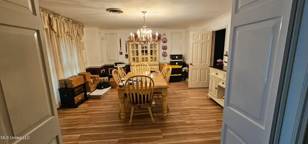 $325,000 | 160 Bristol Boulevard, Jackson, MS 39204