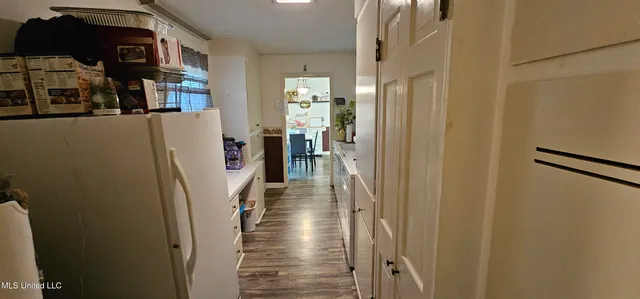 $325,000 | 160 Bristol Boulevard, Jackson, MS 39204