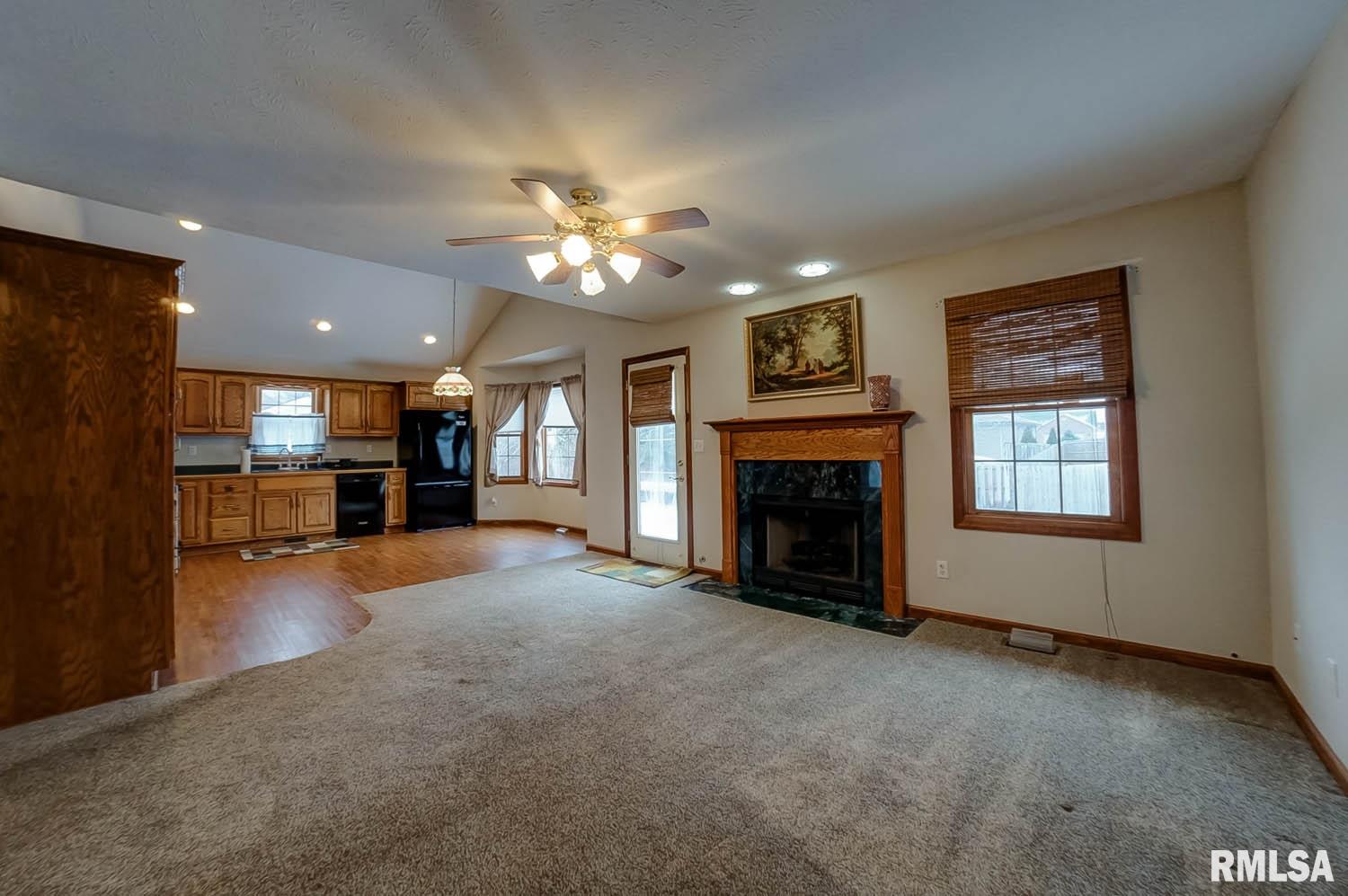 2508 Shadow Chaser Drive Springfield, IL 62711 - Photo 12 of 48 Gallery Image 12