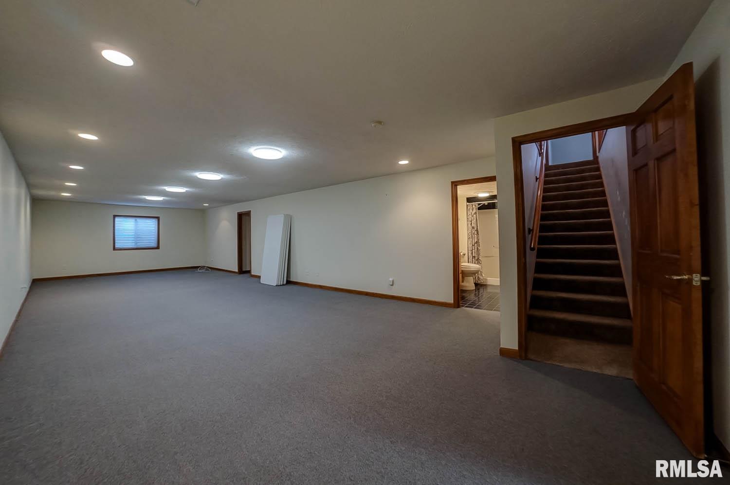2508 Shadow Chaser Drive Springfield, IL 62711 - Photo 35 of 48 Gallery Image 35