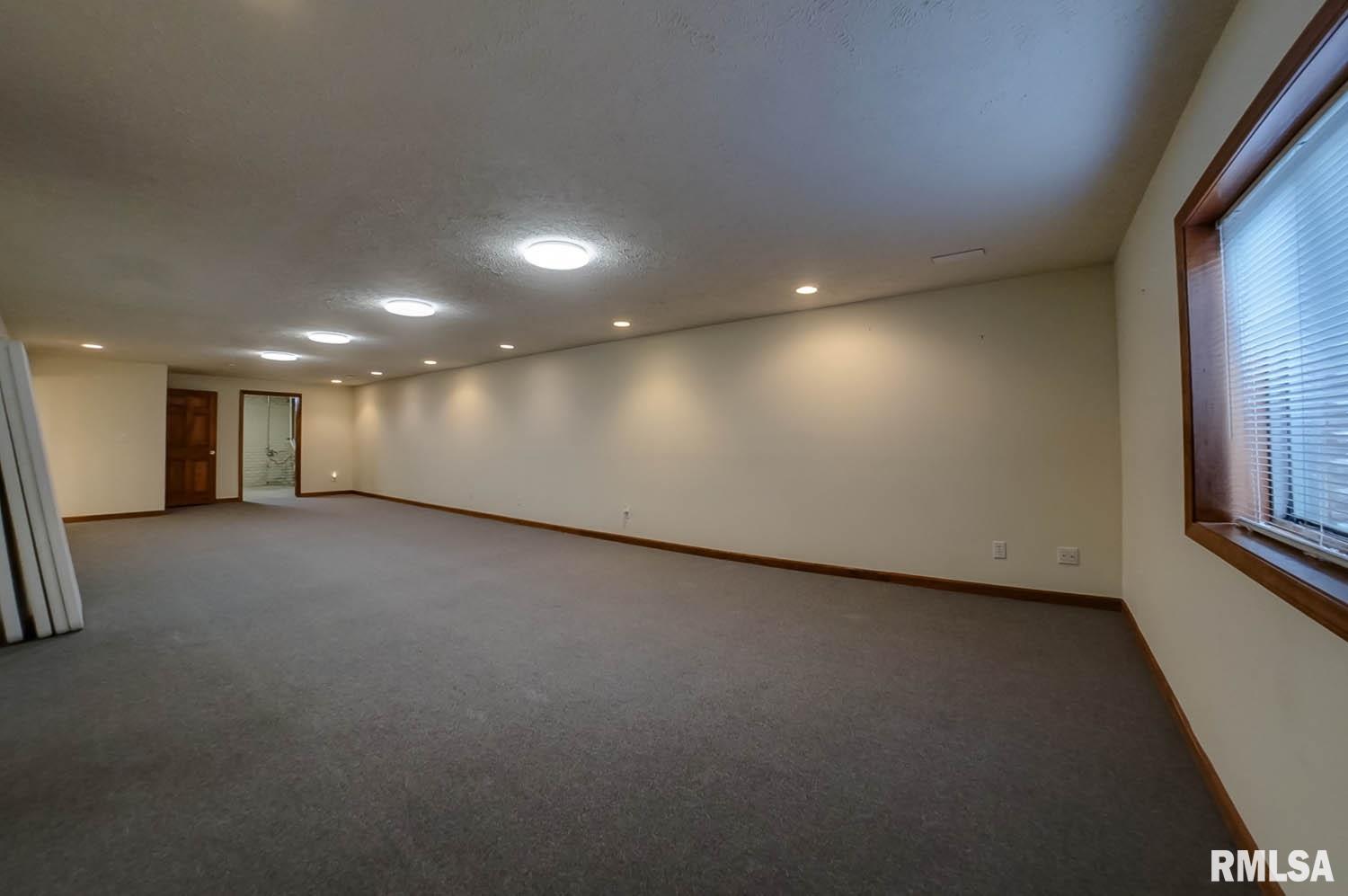 2508 Shadow Chaser Drive Springfield, IL 62711 - Photo 36 of 48 Gallery Image 36