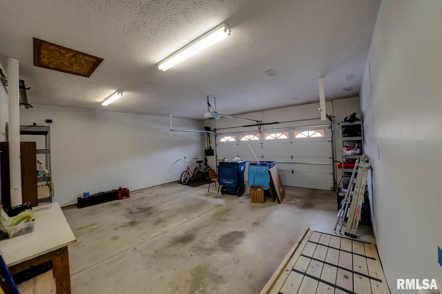 2508 Shadow Chaser Drive Springfield, IL 62711 - Photo 39 of 48 Gallery Image 39