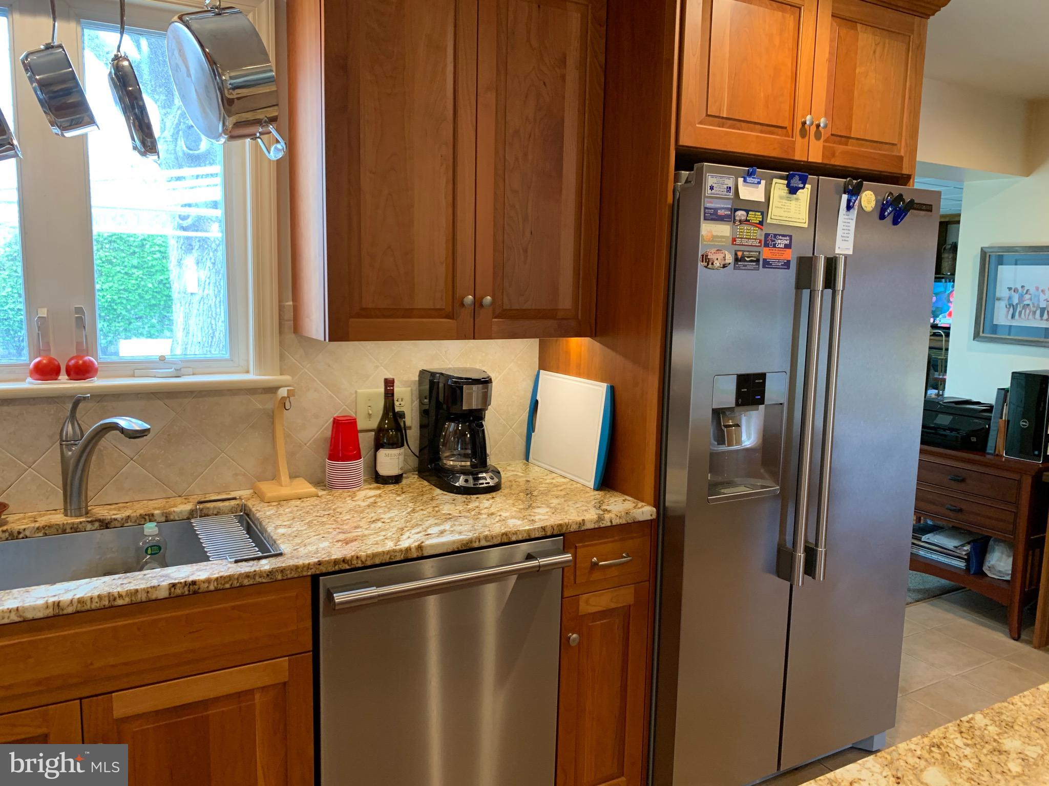 1637 Robin Road Lebanon, PA 17042 - Photo 14 of 22 Stainless steel appliances