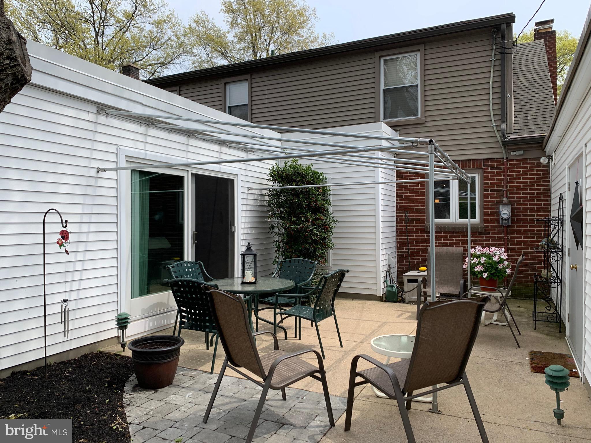 1637 Robin Road Lebanon, PA 17042 - Photo 3 of 22 Awning will be re-installed soon