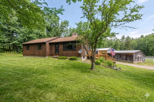 $679,000 | 2 McCrillis Road, Nottingham, NH 03290