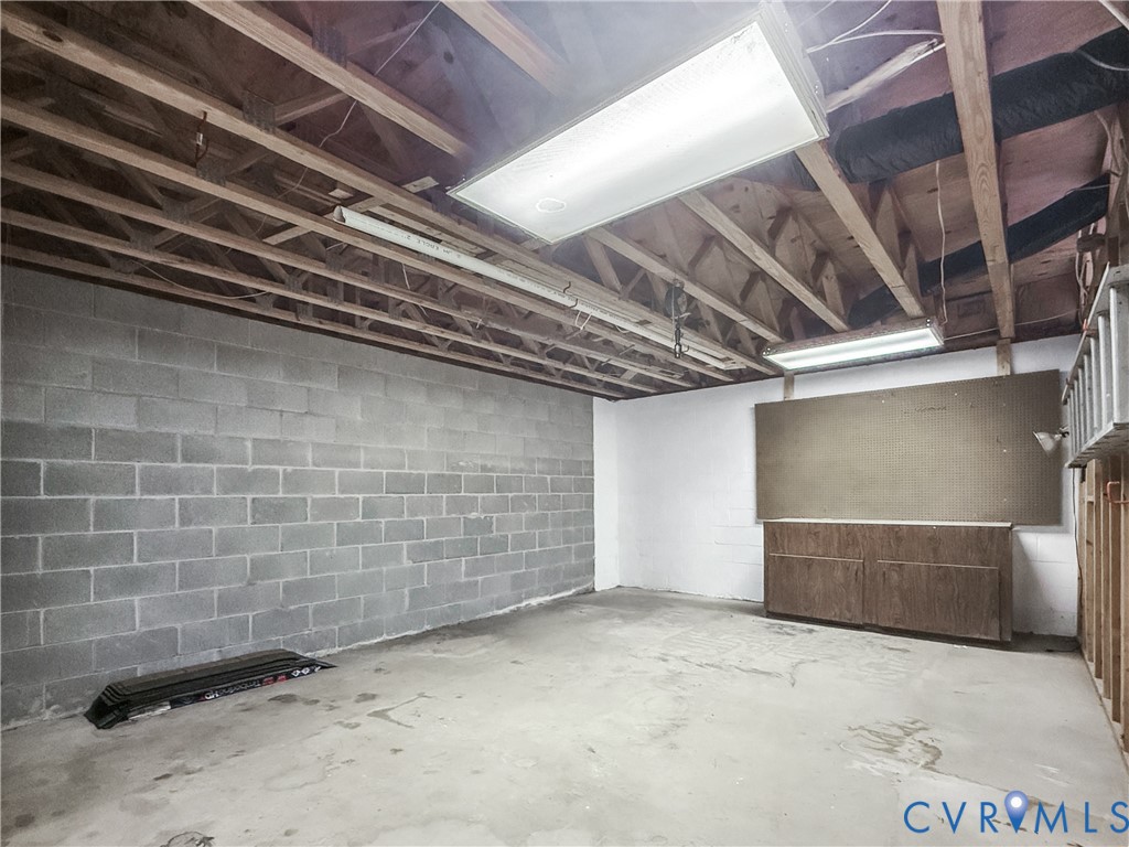 1024 Green Hill Road South Hill, VA 23970 - Photo 16 of 21