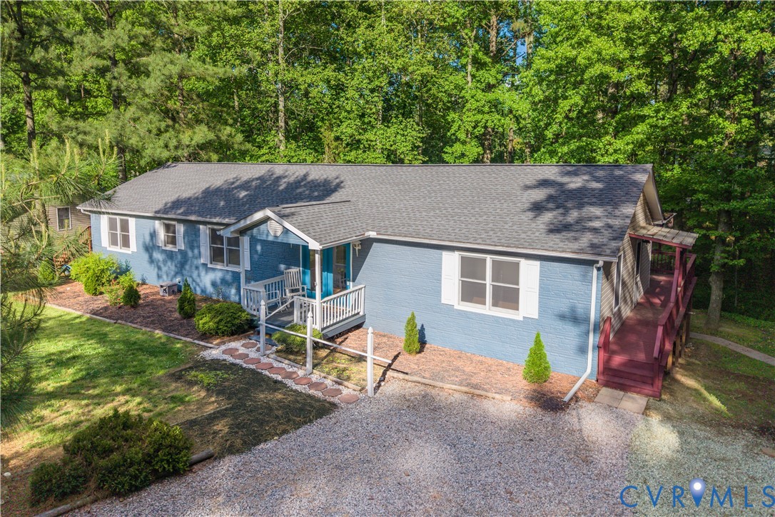1024 Green Hill Road South Hill, VA 23970 - Photo 3 of 30 front view of house with a yard