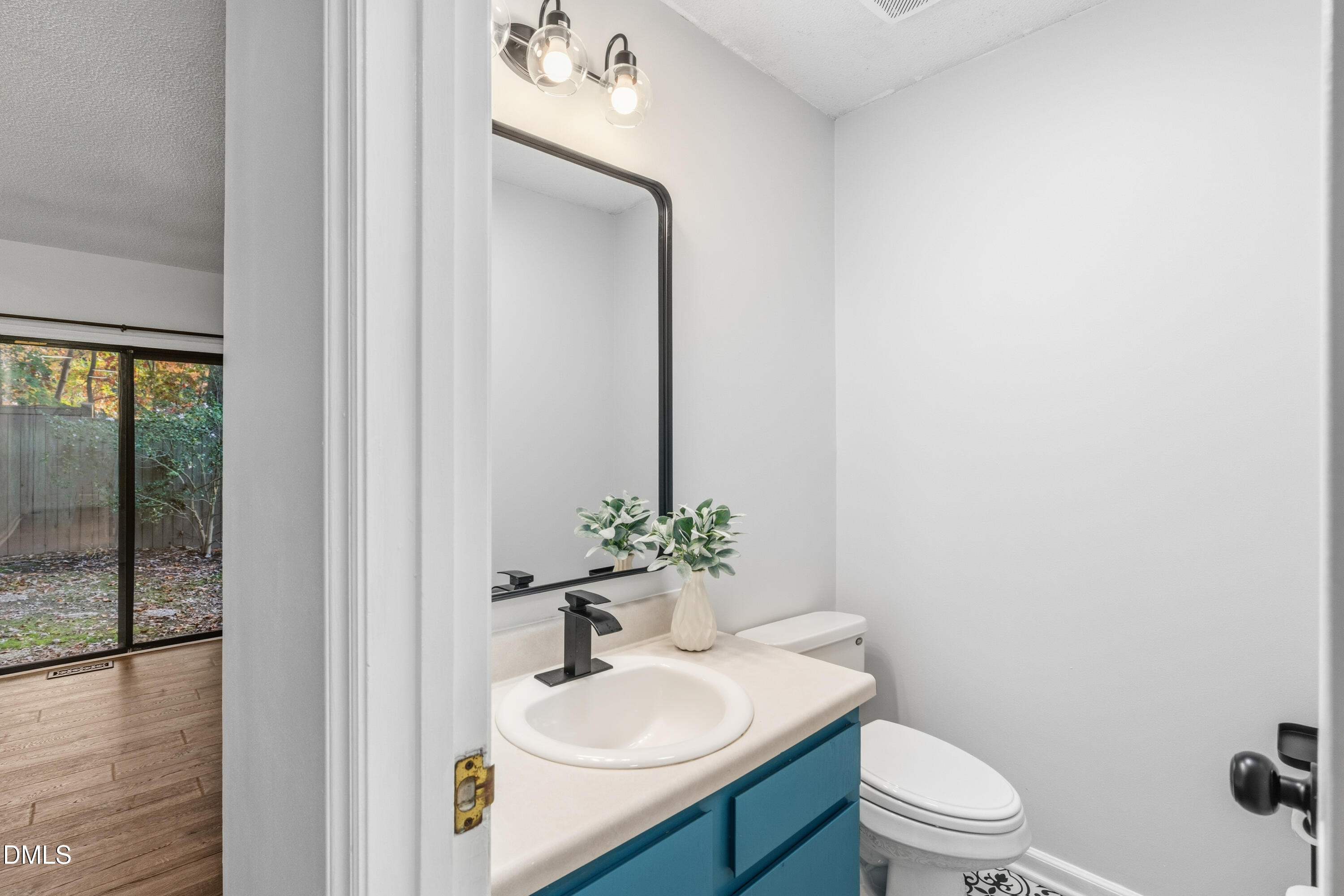 6422 English Oaks Drive Raleigh, NC 27615 - Photo 10 of 24 6422EnglishOaksDrive,Raleigh(1)