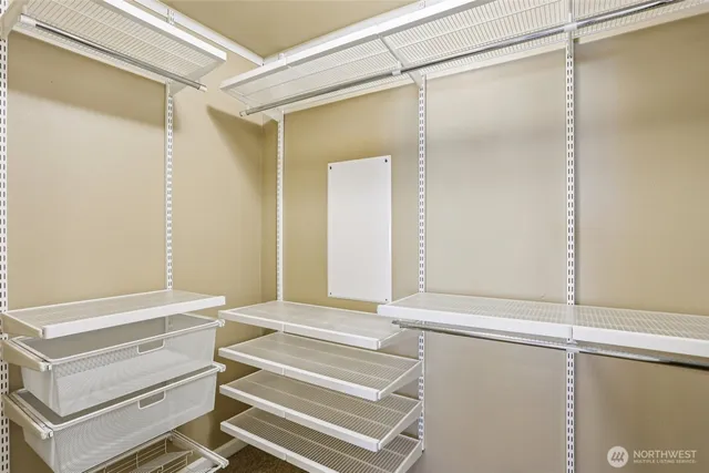 $859,000 | 862 3rd Avenue Northeast, Issaquah, WA 98029