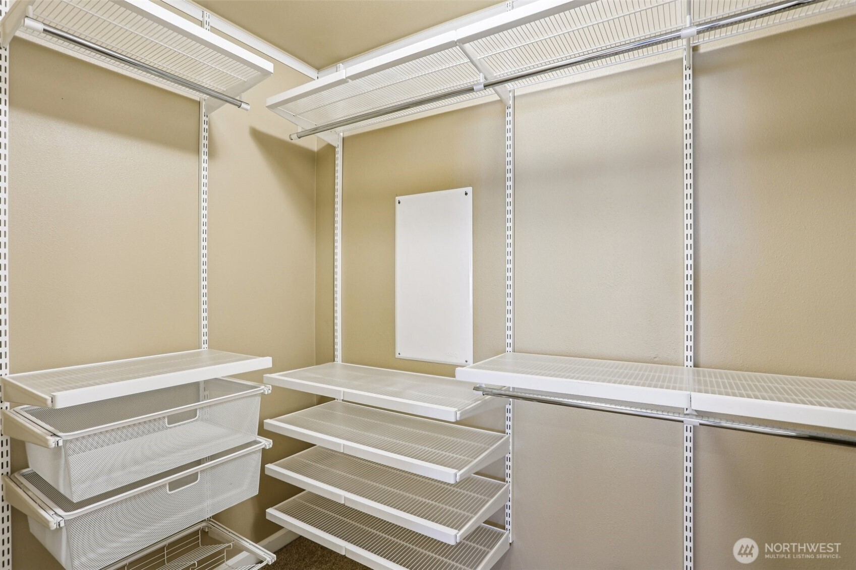 862 3rd Avenue Northeast Issaquah, WA 98029 - Photo 14 of 28