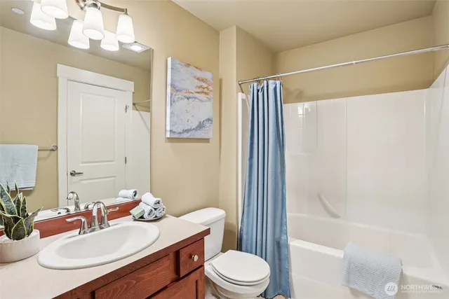 $859,000 | 862 3rd Avenue Northeast, Issaquah, WA 98029